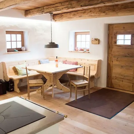 Gesindehaus ロッジ