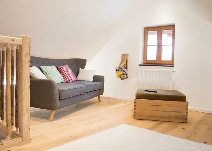 Gesindehaus * Diemlern